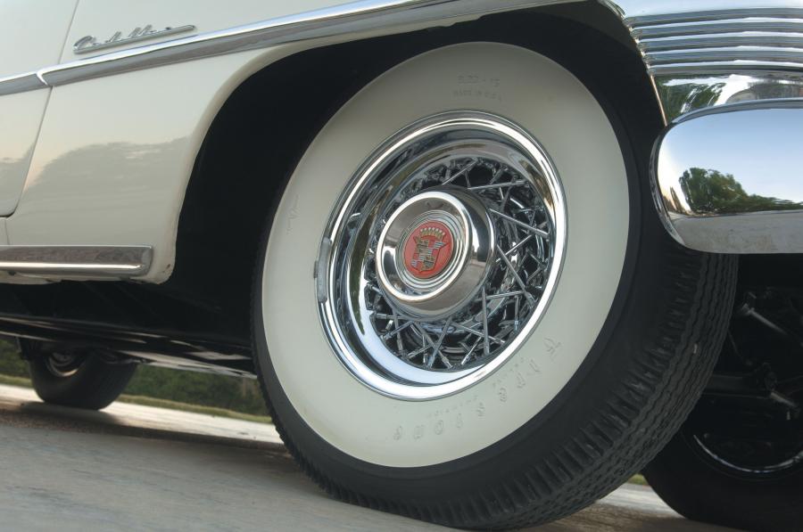  Cadillac Eldorado 1953 года  (фото 4 из 18)